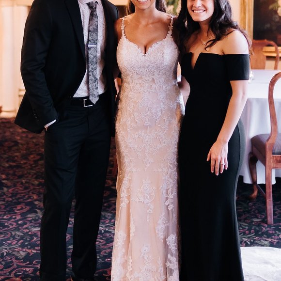 Dresses & Skirts - Wedding Dress